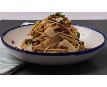 AgliOlio and olive spaghettini